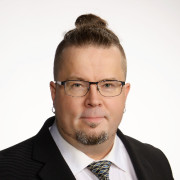 Profile picture: Juho Kahila